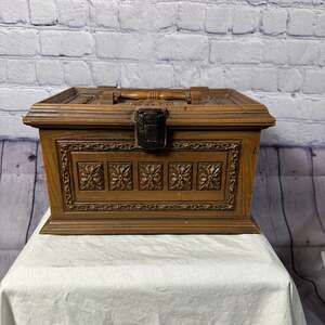 Vintage Max Klein Sewing Box Faux Wood SC 1280 - ,